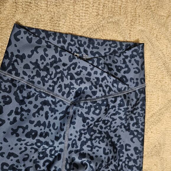 Gap Bundle of 2 Girl's Athletic Leggings, Size M (8) Black Blue Leopard - Picture 4 of 6